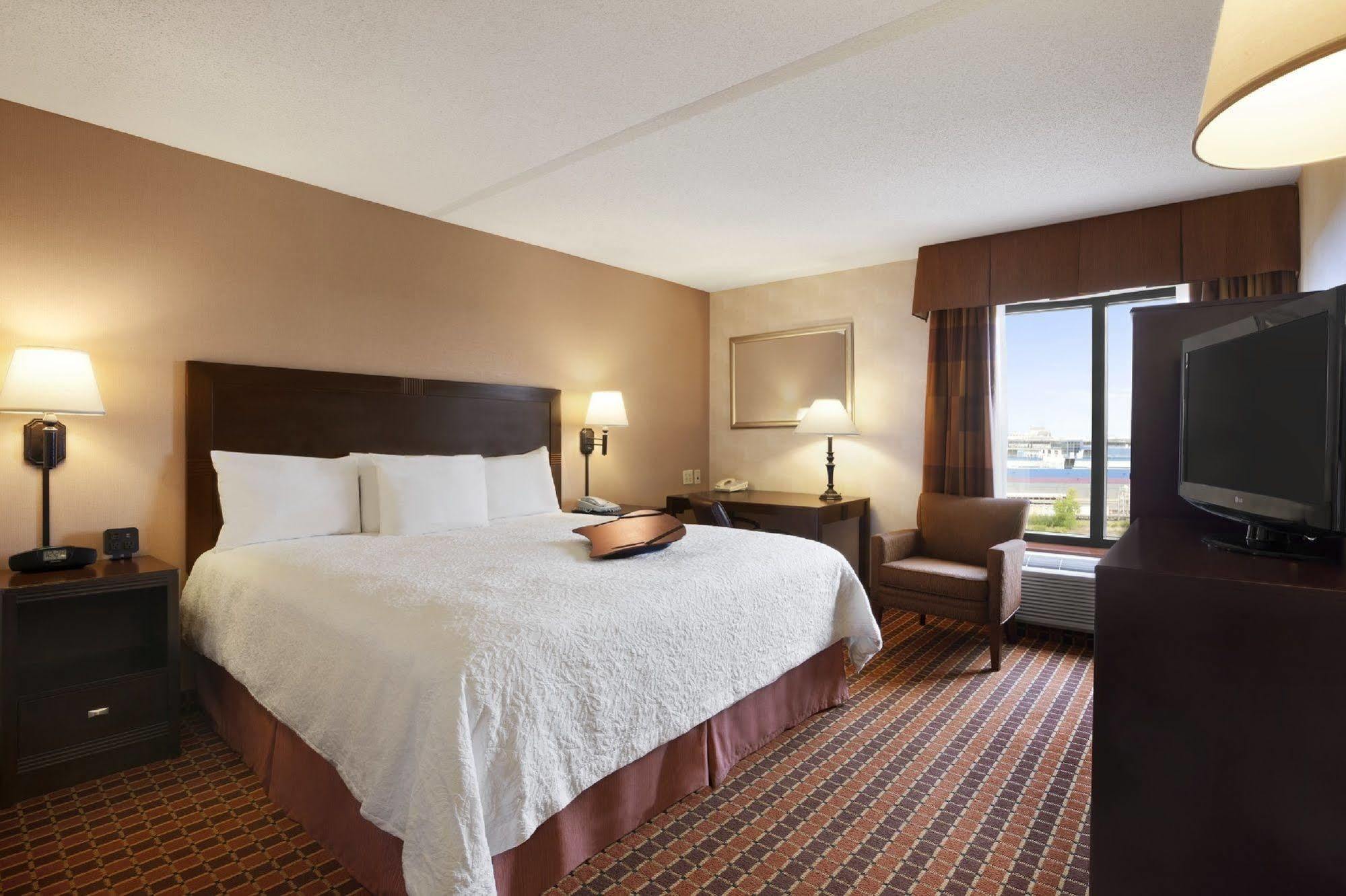 Hampton Inn By Hilton Boston/Cambridge Eksteriør bilde